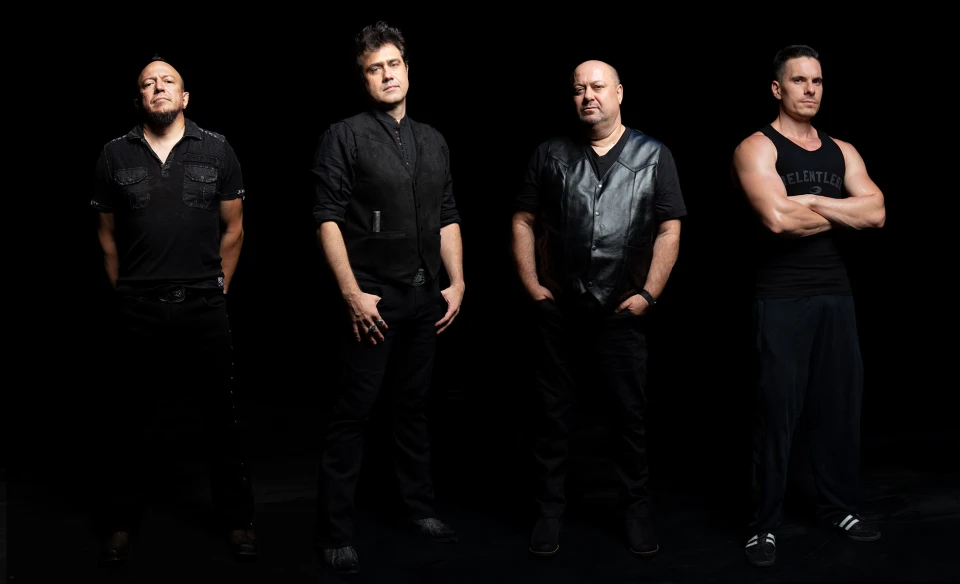 Българо-канадската метъл група MetalX пусна своя нов сингъл "Dark Days"