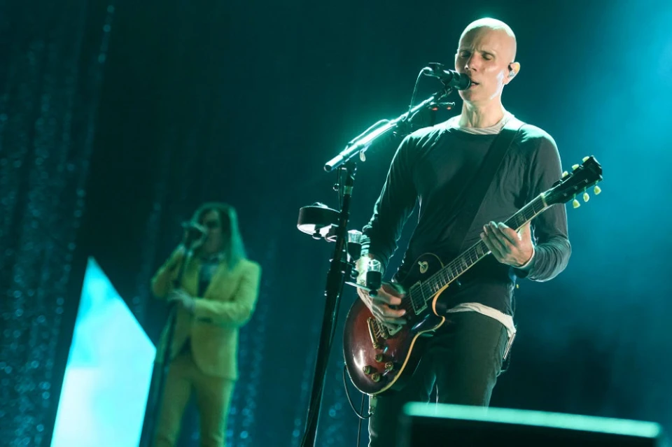 A Perfect Circle на Мейнард (Tool) се завърнаха със силен нов сингъл: “Starless”