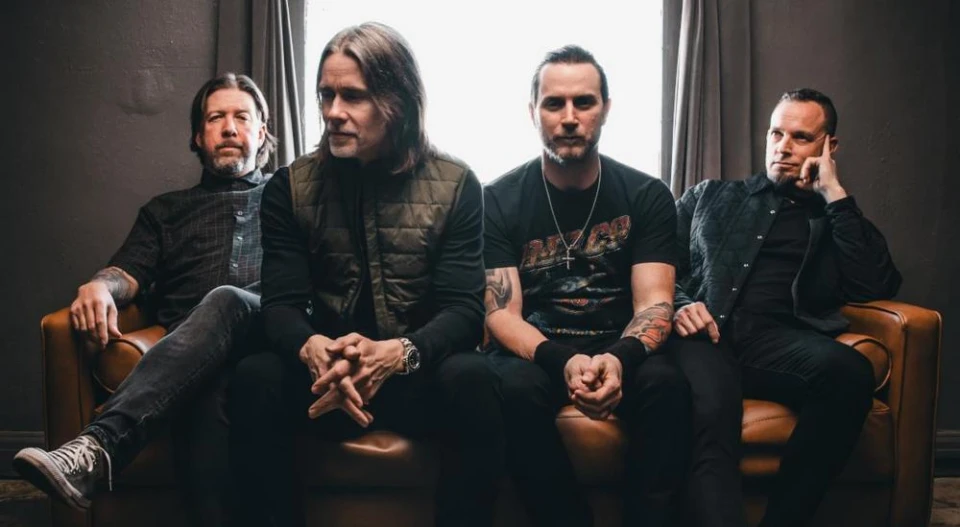 Alter Bridge пуснаха новия сингъл "Silent Divide"