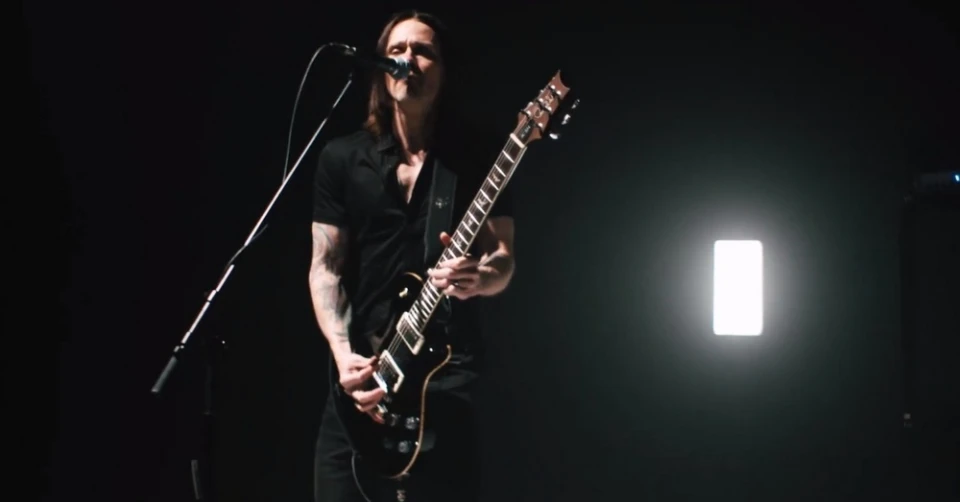 Alter Bridge показаха видеото към "Wouldn't You Rather"