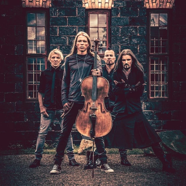 Apocalyptica и Исмо Аланко с любопитен кавър на негова песен