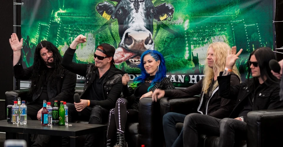 Arch Enemy с първа нова песен от 4 години