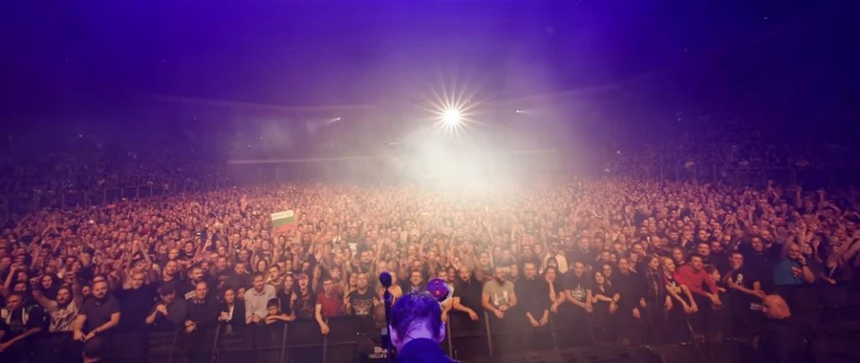 Godsmack доказаха любовта си към България, българските фенове и Z-Rock в новото видео към "Surrender"