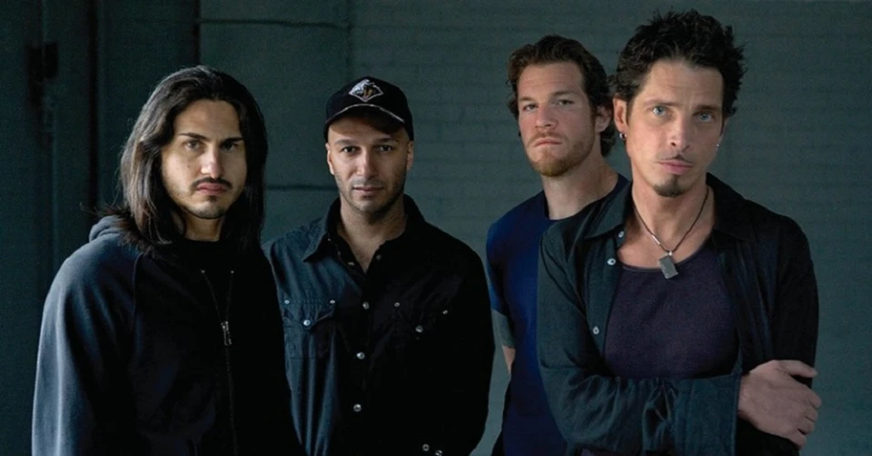 Голям успех за песента “Like A Stone” на Audioslave