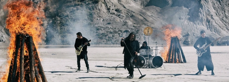 Б.Т.Р. представиха на живо в Z-Rock новата си песен "Никога преди"