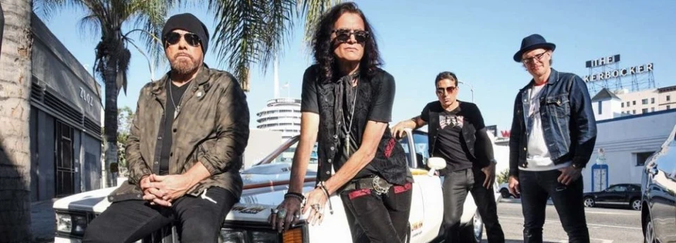 Black Country Communion с видео към новата си песен "Sway"