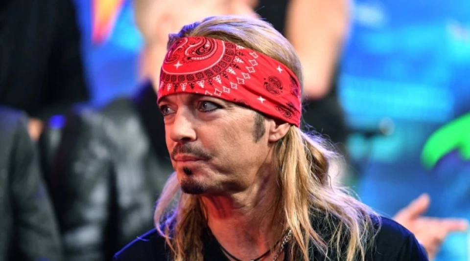 Фронтменът на Poison Брет Майкълс влезе в болница, отмениха голям концерт