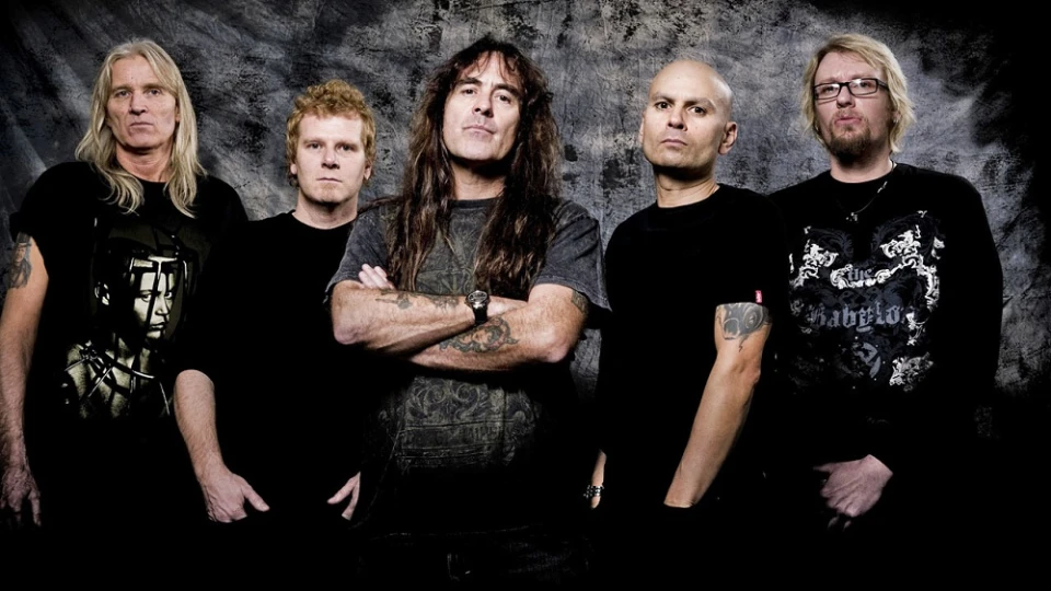 Страничния проект на Steve Harris с нов видеоклип
