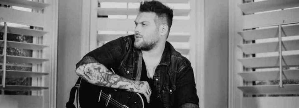 Чуй новата песен на Danny Worsnop - "Happy"