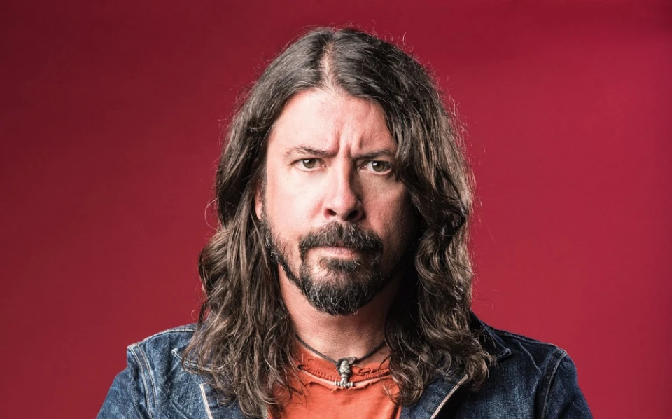 Dave Grohl издава книга с мемоарите си