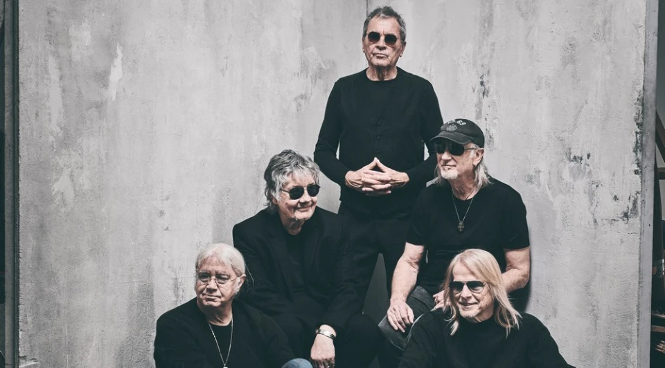Свършват билетите за Deep Purple