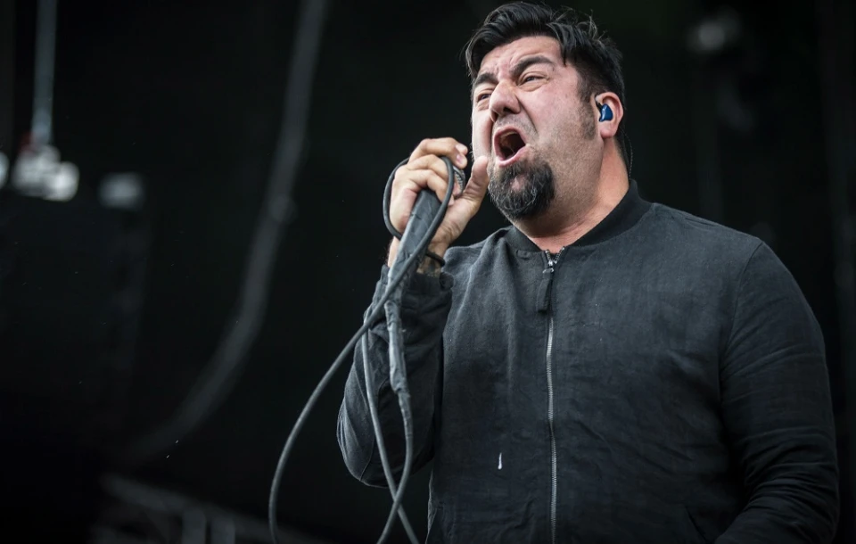 Deftones взеха басиста на Мерилин Менсън
