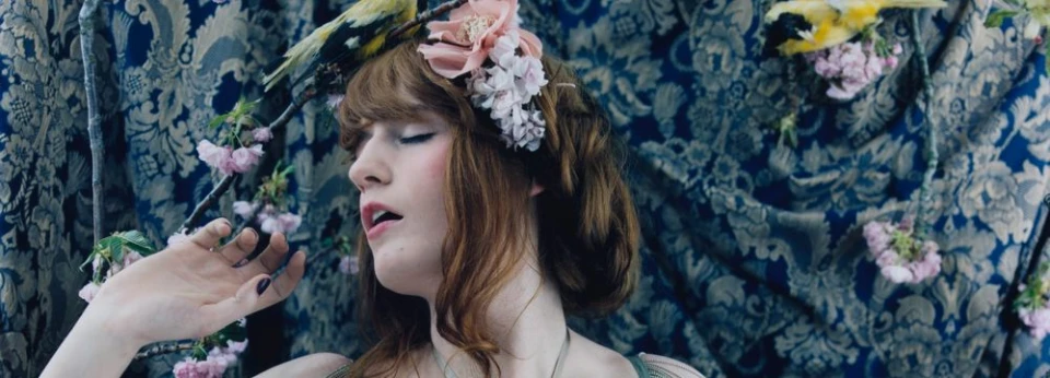 Florence + the Machine празнуват 10 години от създаването на първия си албум