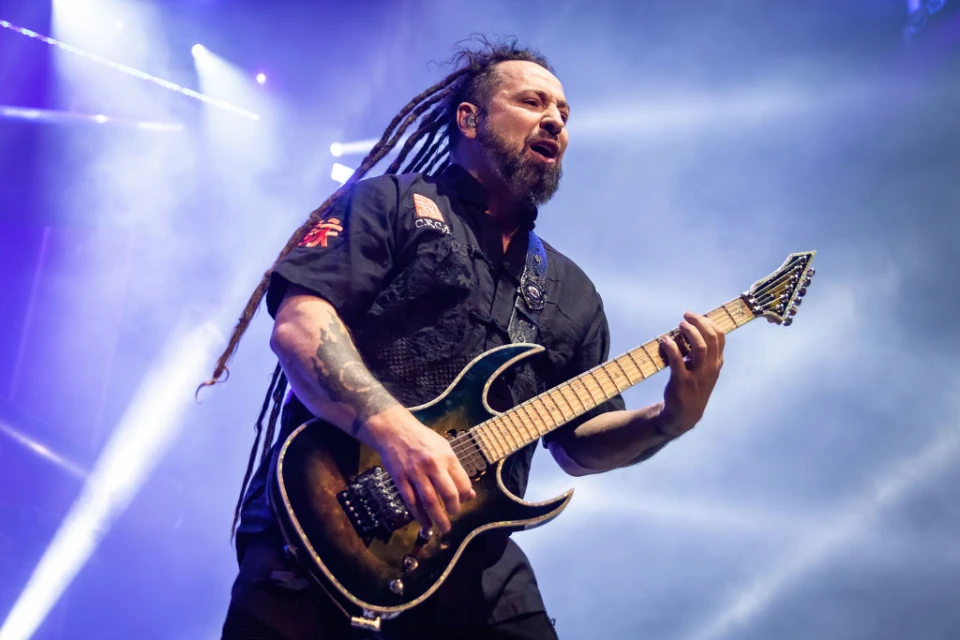 Золтан Батори от Five Finger Death Punch говори за предстоящия десети студиен албум на групата