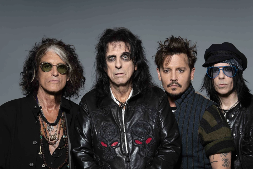 Hollywood Vampires идват в София през юни догодина