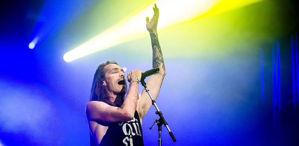Incubus са изпълнили видеото на "No Fun" с концертни кадри