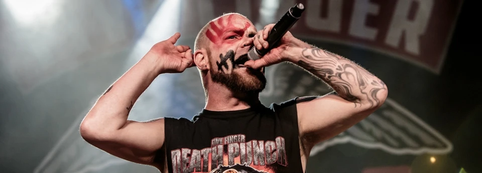 Вокалът на  Five Finger Death Punch: "Постоянно се самозалъгвах"