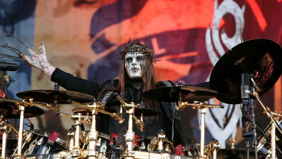 Отиде си барабанистът на Slipknot – Joey Jordison