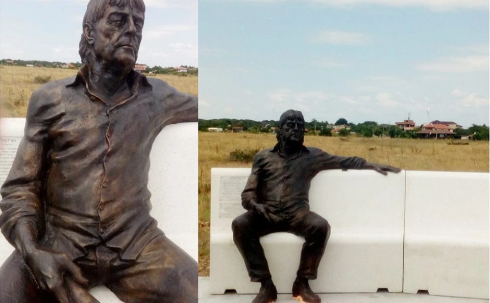 Големият Джон Лоутън беше увековечен с паметник в България
