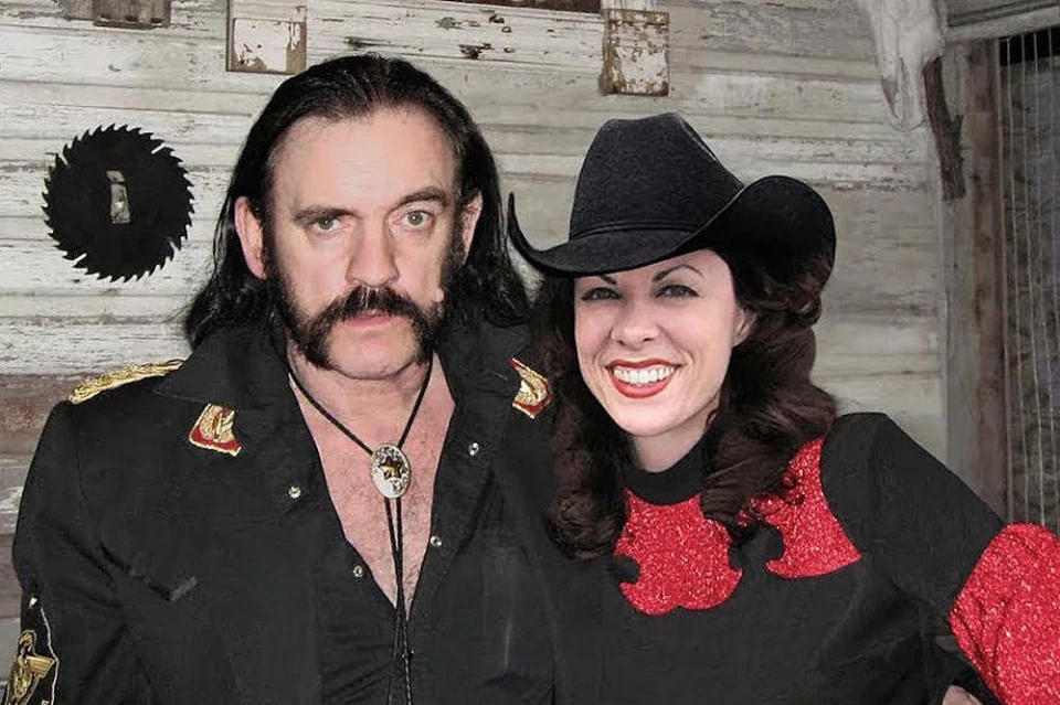 Чуй изгубена дуетна кънтри балада с Lemmy Kilmister
