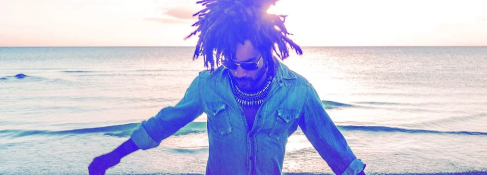 Lenny Kravitz показа видеото към "Raise Vibration"