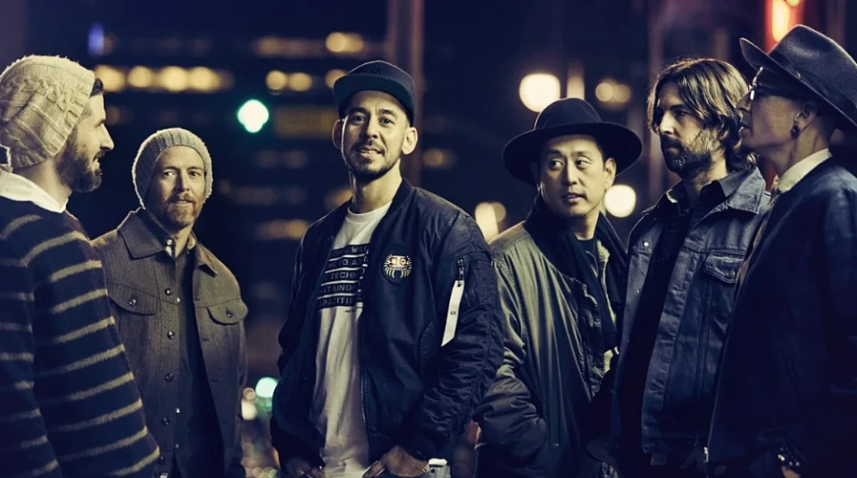 Чудесна нова песен от Linkin Park с Честър, групата пуска колекция с хитове на пазара