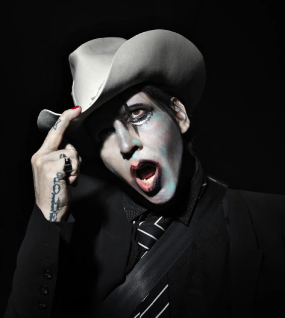Marilyn Manson пусна 11-тия си студиен албум "WE ARE CHAOS"