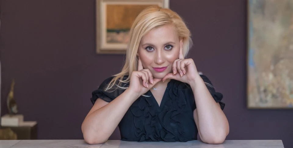 Мирела Александрова с дебютен симфоничен рок сингъл
