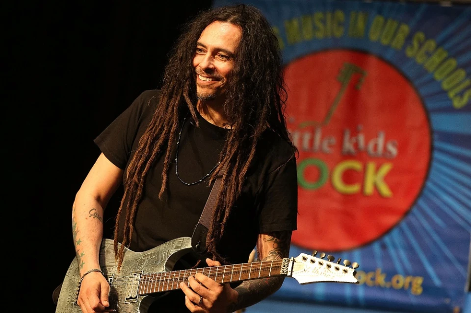 Munky от Korn: Поп музиката се превърна в нещо напълно изкуствено