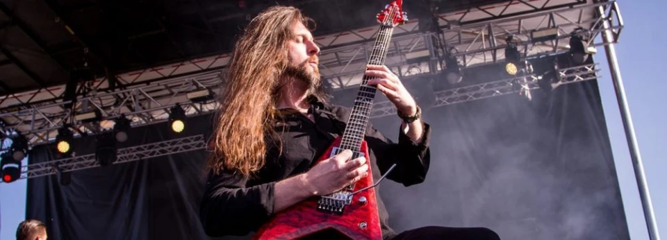 Полицията разследва смъртта на китариста на All That Remains, Oli Herbert