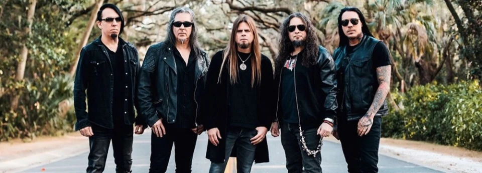 Queensryche показаха текстовото видео на "Propaganda Fashion"
