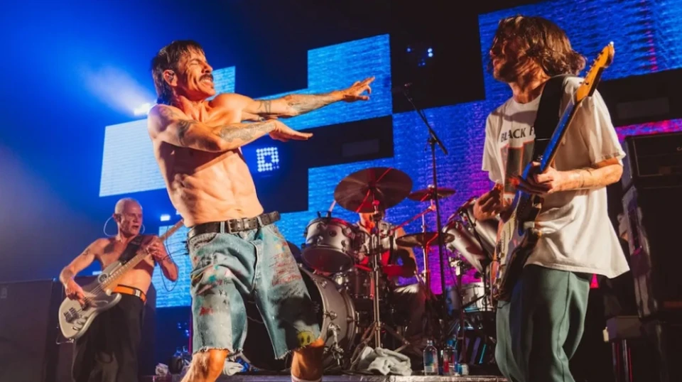 RHCP искат около 350 милиона долара, за да продадат музикалния си каталог