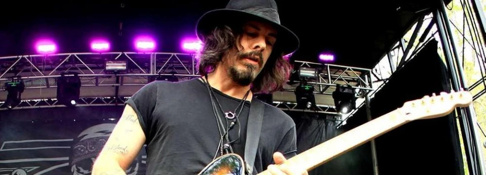 Последни детайли преди шоуто на Richie Kotzen