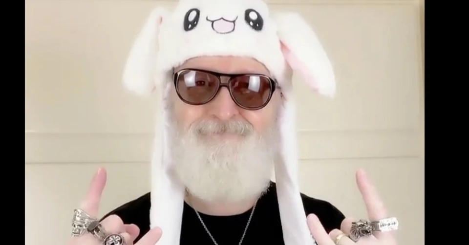 Честит Великден от Rob Halford!