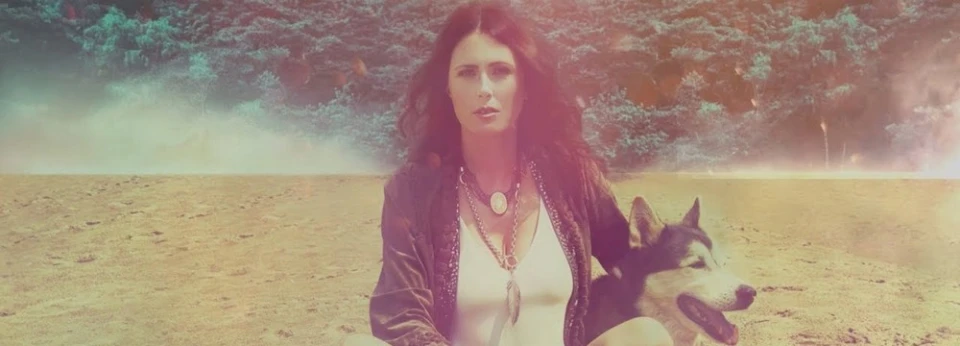 Sharon Den Adel от Within Temptation пусна "Out Of The Darkness" на My Indigo