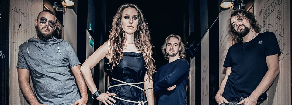 Evanescence добавят и българите SEVI към концерта си у нас