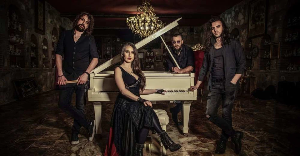 SEVI и Red Roll свирят преди Hollywood Vampires в София