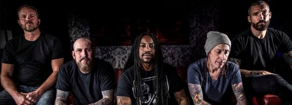 Sevendust с видео премиера на "Dirty"
