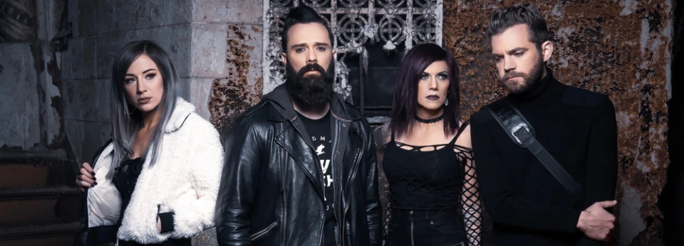 Skillet пуснаха нова версия на сингъла "Save Me"