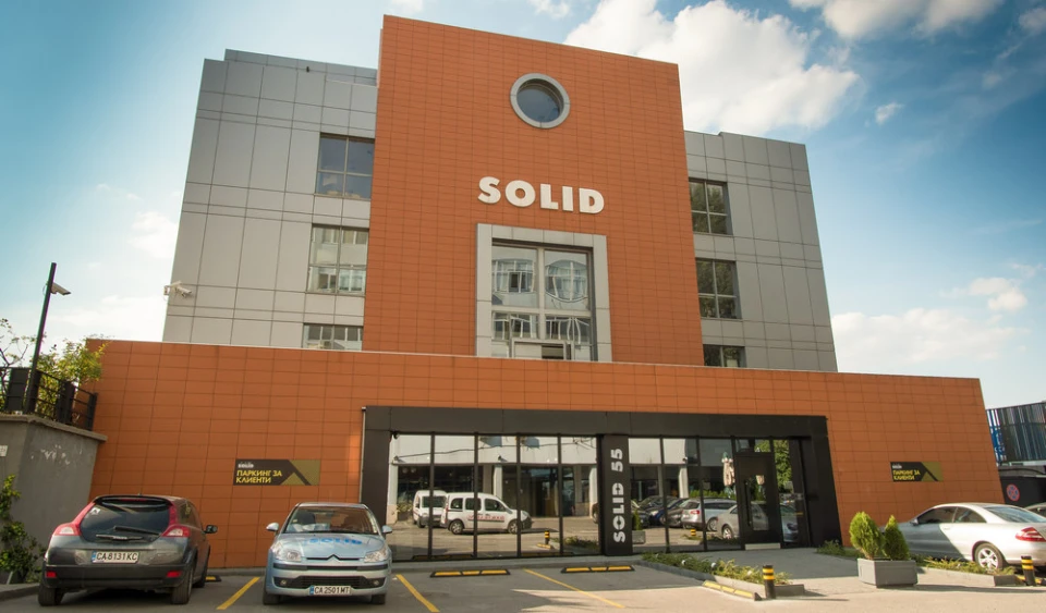 Добре дошли в Solid Doors Center!