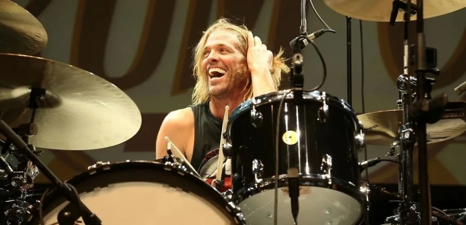 Foo Fighters обявиха концерти в памет на Тейлър Хоукинс, които събраха уникални музиканти