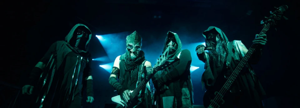Мистериозната банда The Nightwatch представи сингъла “Gener@ti0n H0ll0w”
