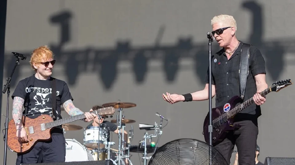 Ед Шийрън заби здраво с The Offspring на фестивал в Калифорния