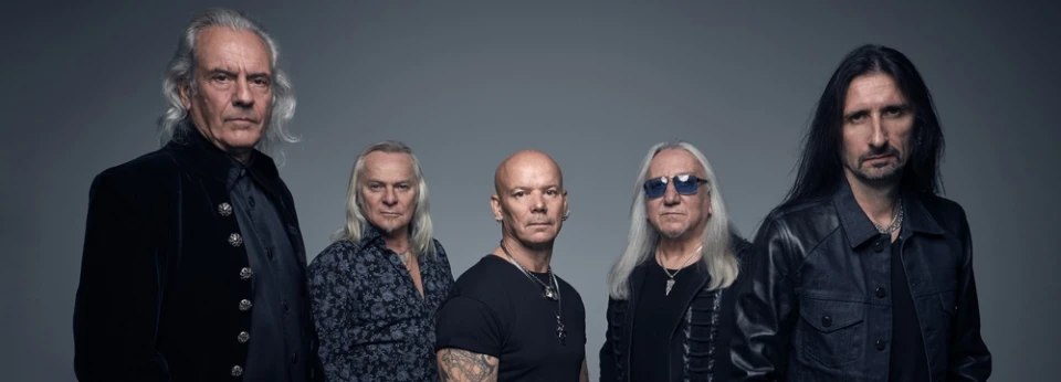 Ясна е подгряващата група на концерта на Uriah Heep