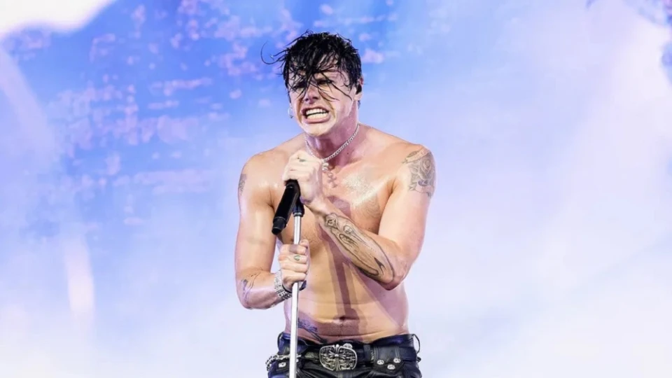 Китаристите на SLAYER и ANTHRAX подкрепиха YUNGBLUD след емоционалния му срив