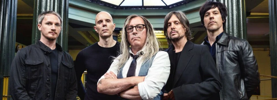 A Perfect Circle записаха кавър на “Dog Eat Dog” на AC/DC