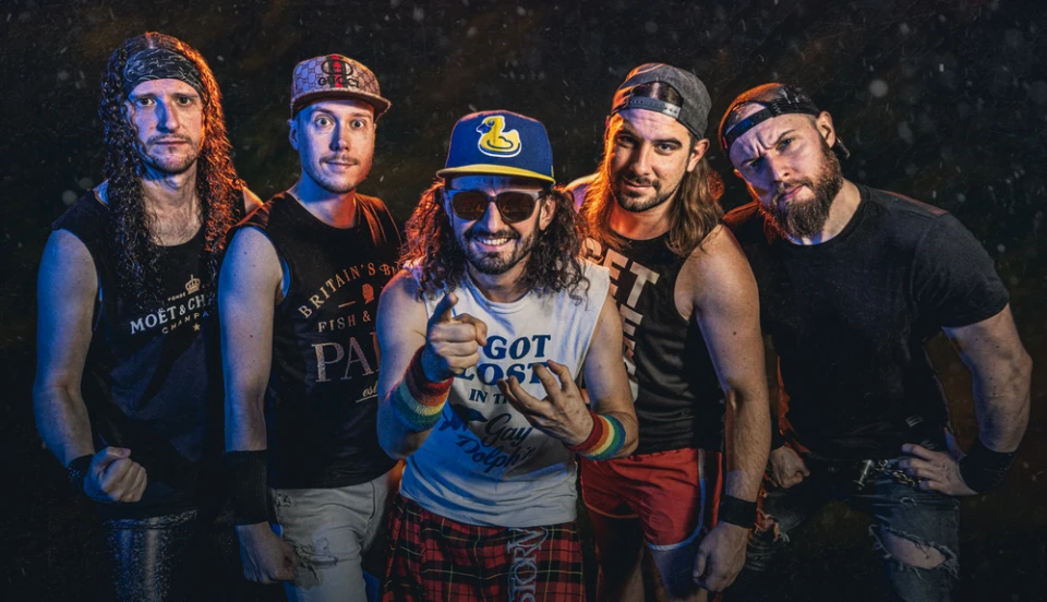 Alestorm водят съпорт от две банди за концерта си в София