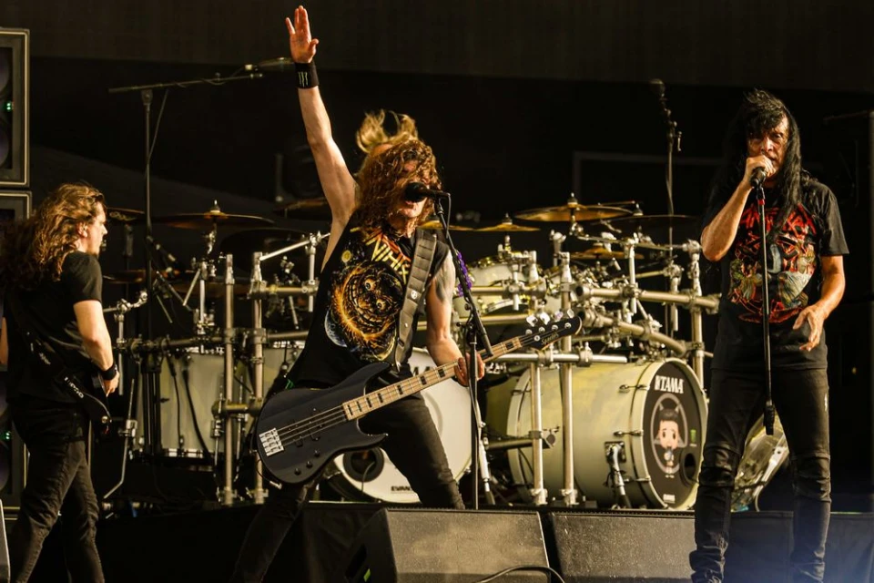 Anthrax споделиха видеото към "Everybody's Got A Plan"