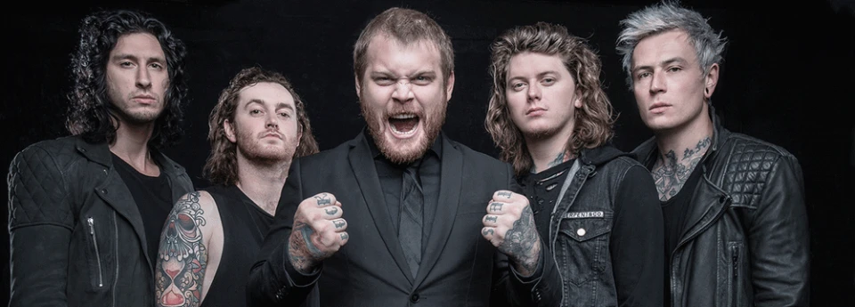 Asking Alexandria се завръщат с видеото към "Into The Fire"