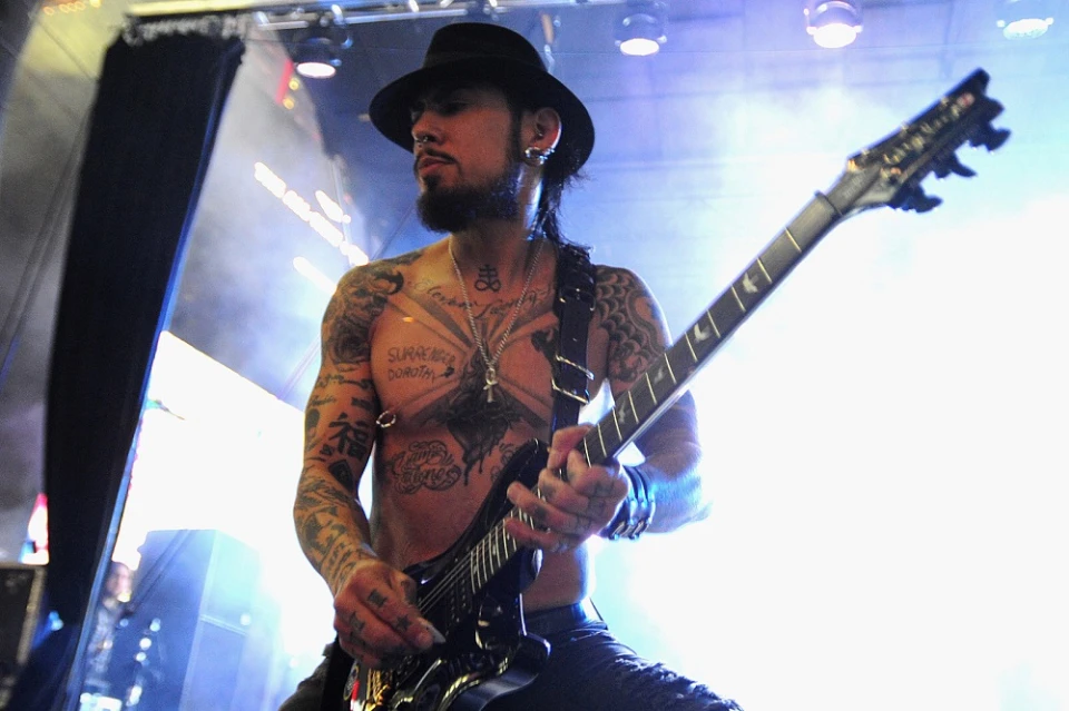 Дейв Наваро от Jane’s Addiction е с продължителен Ковид